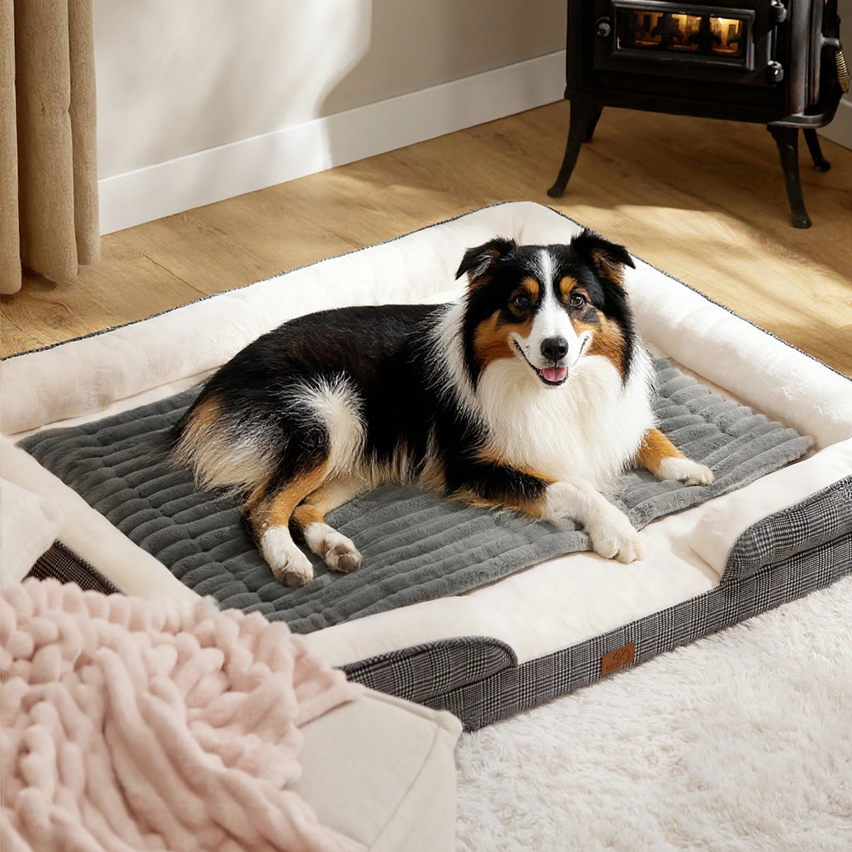 ComfyFleece Self-Warming Dog Mat