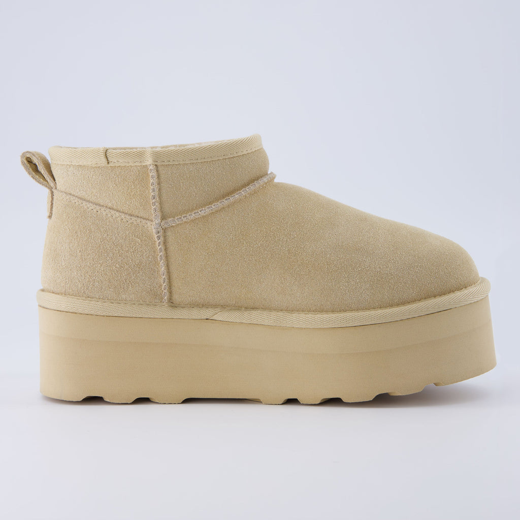 Hippy Cozy Platform Ankle Boot