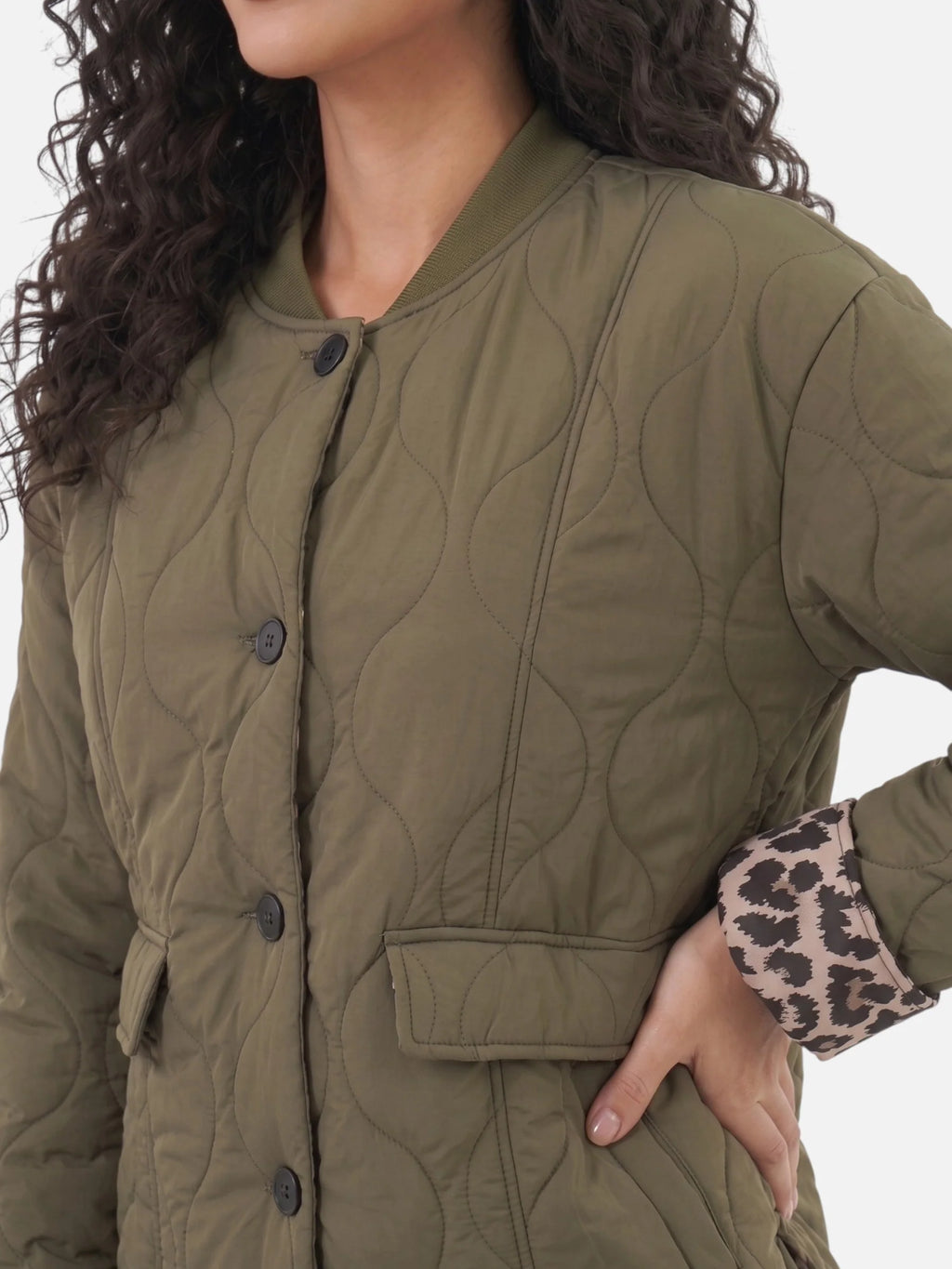 Women’s Leopard Trim Jacket – Elegant Autumn Style
