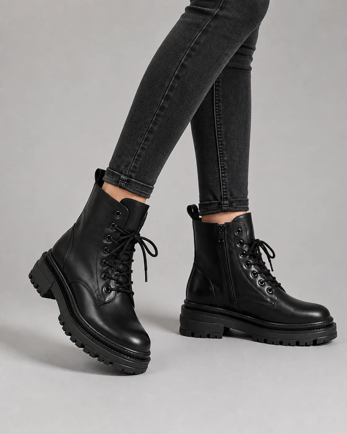 Roberta | Ankle Snow Boots with Lace-Up for Women