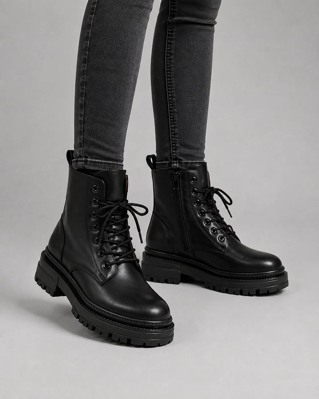 Roberta | Ankle Snow Boots with Lace-Up for Women