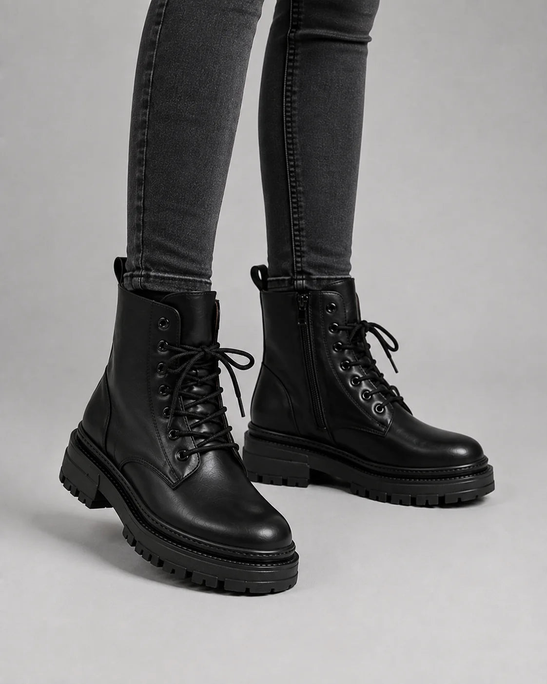 Roberta | Ankle Snow Boots with Lace-Up for Women