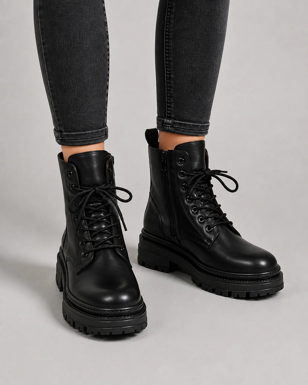 Roberta | Ankle Snow Boots with Lace-Up for Women