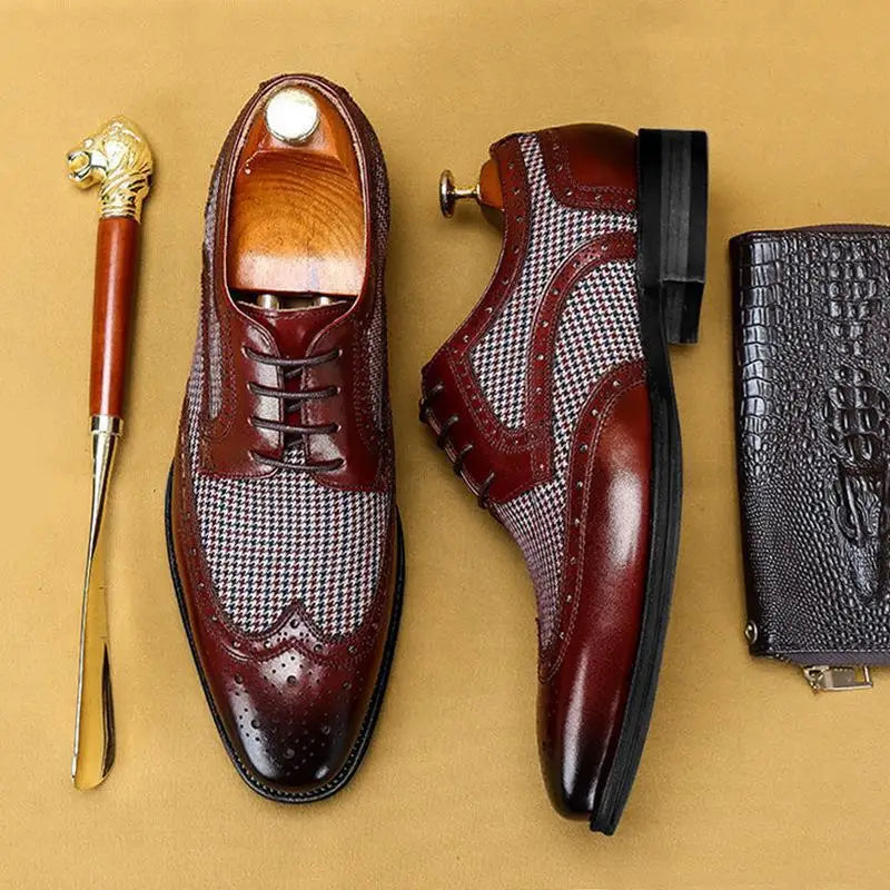Men's Brogue Oxford Shoes, Wingtip Detail, Lace-Up Design