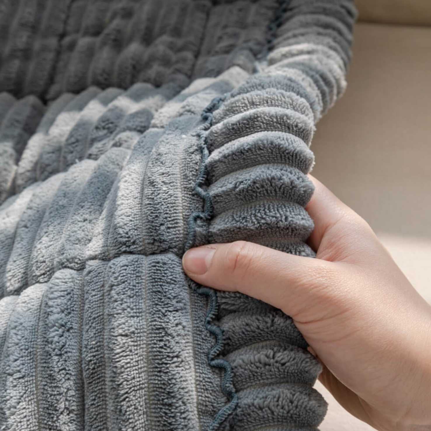 Waterproof Couch Cover for Dogs – Non-Slip Washable Flannel Sofa Protector for Sectionals