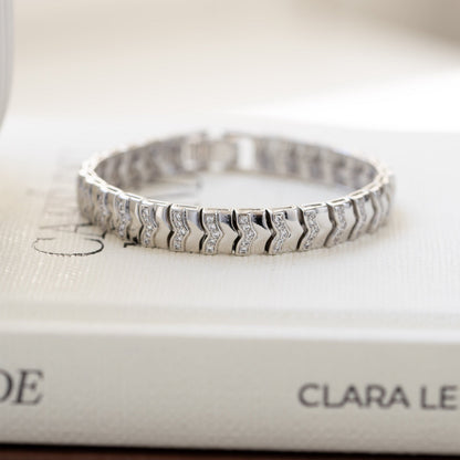Textured Chevron Chain Tennis Bracelet