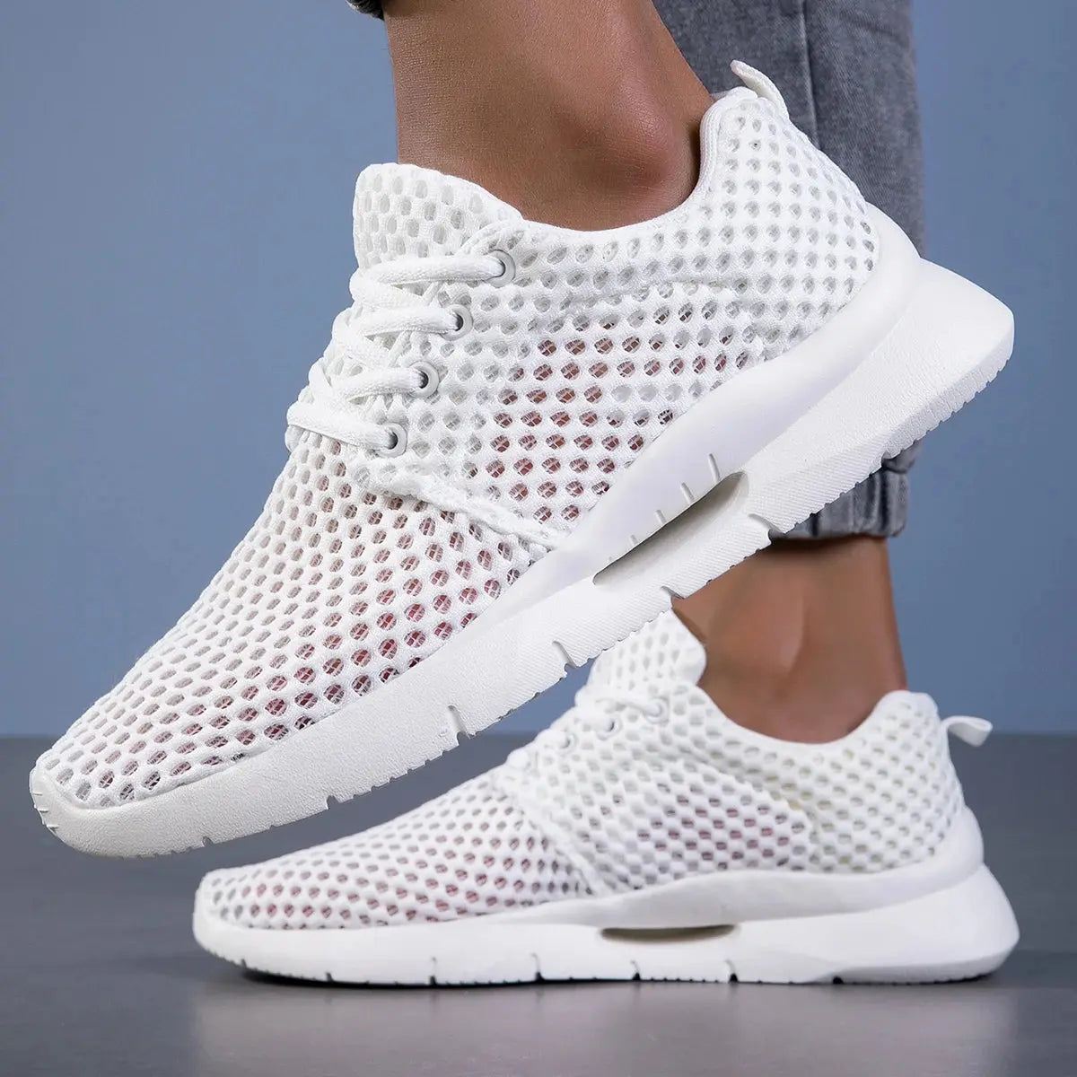 Mesh Arch Support Walking Sneakers