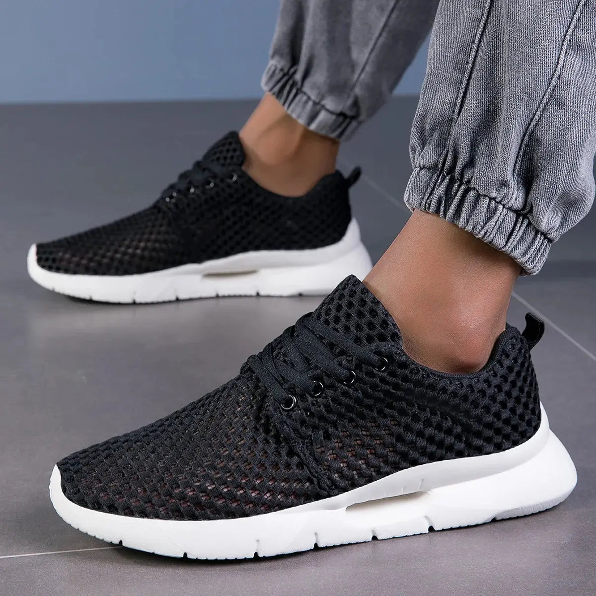 Mesh Arch Support Walking Sneakers