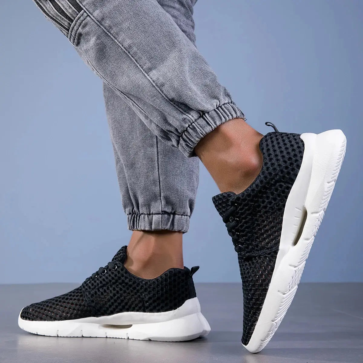 Mesh Arch Support Walking Sneakers