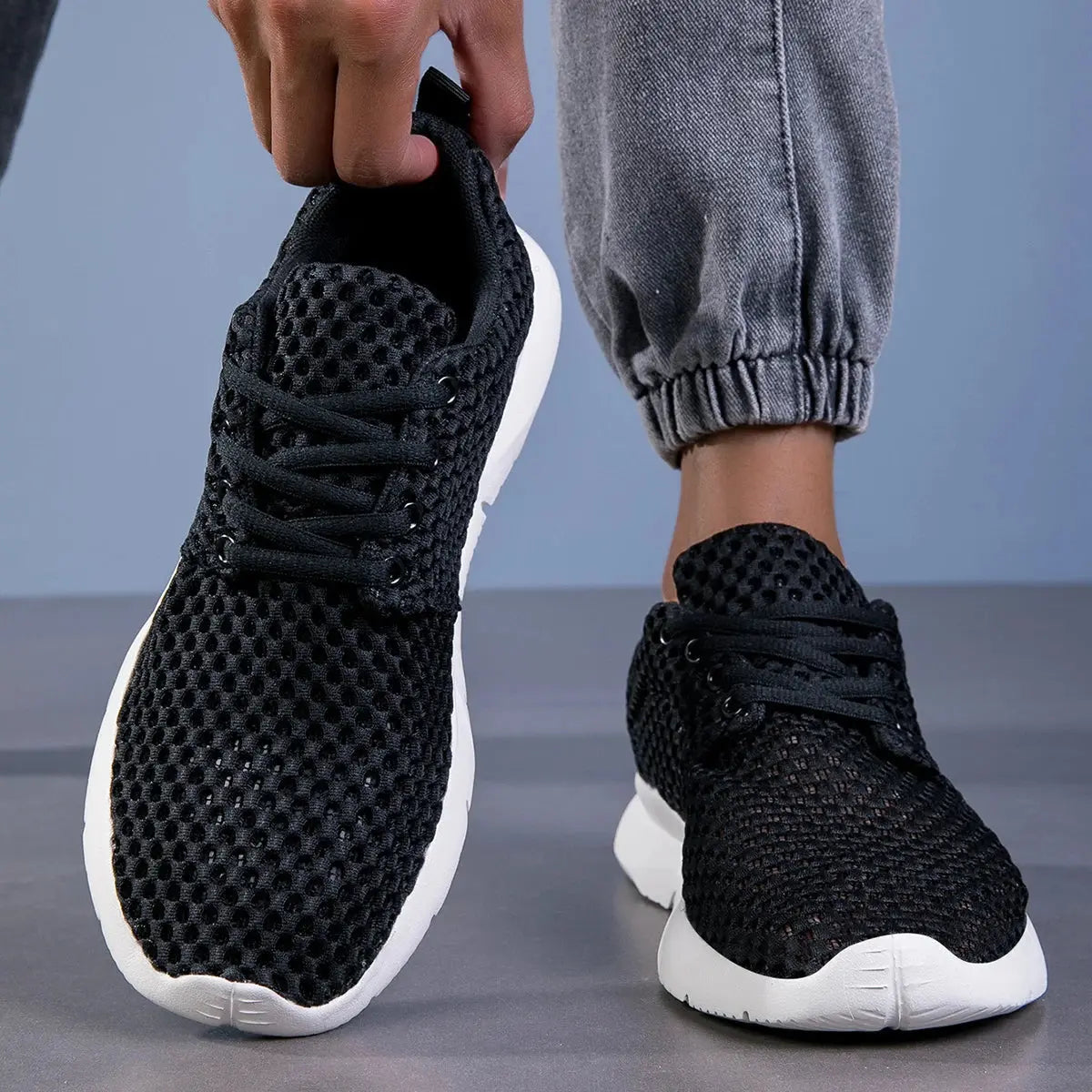 Mesh Arch Support Walking Sneakers