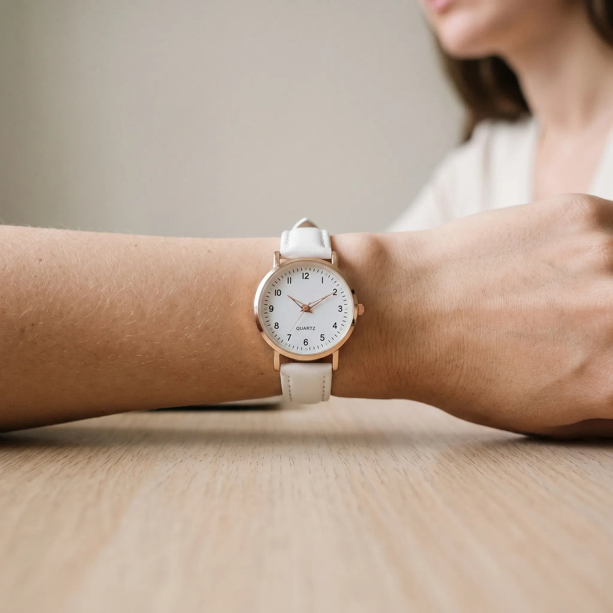 Women's Classic Round Dial Watch