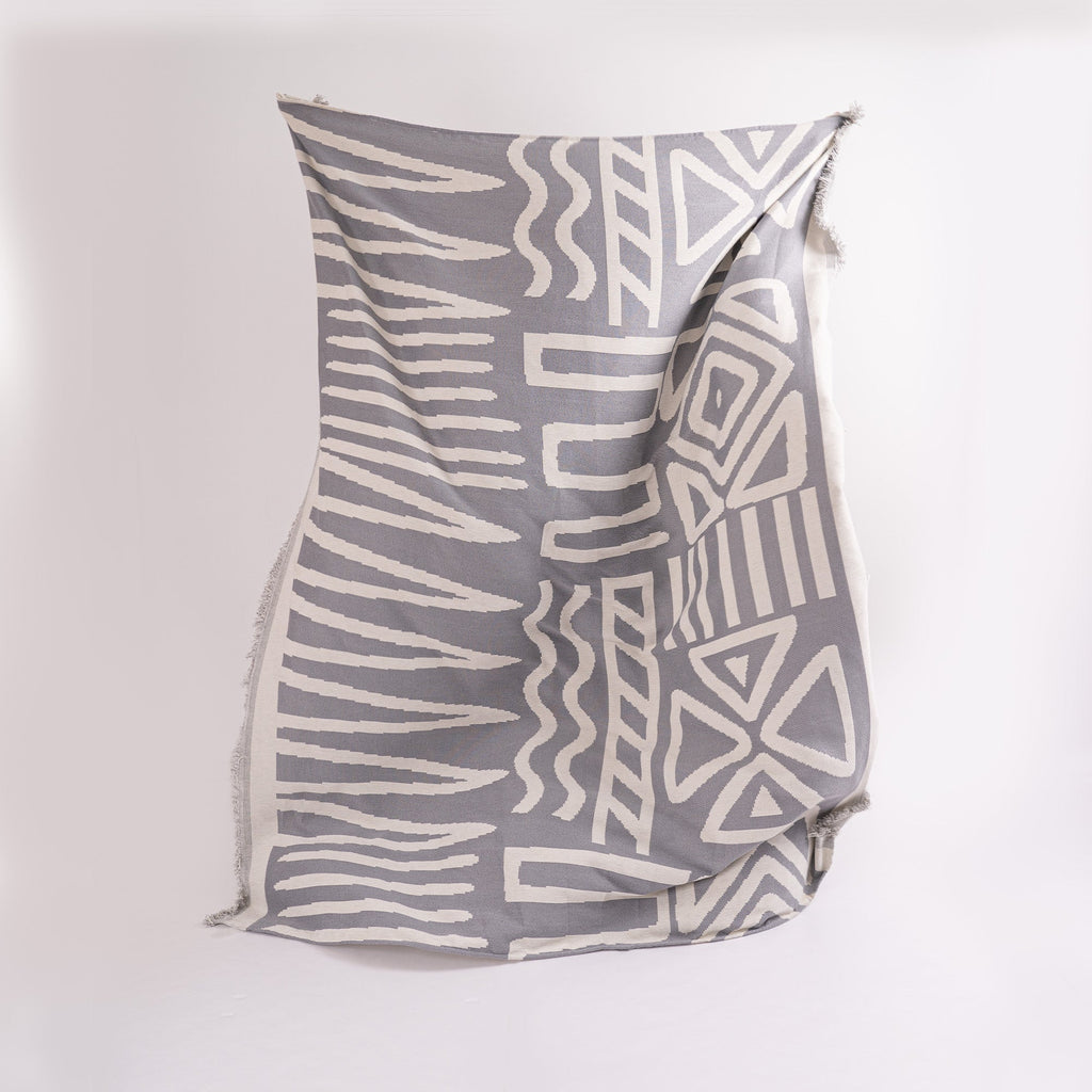 Boho Geometric Couch Cover for Pets – Woven Sofa Throw with Fringed Edge - image 19