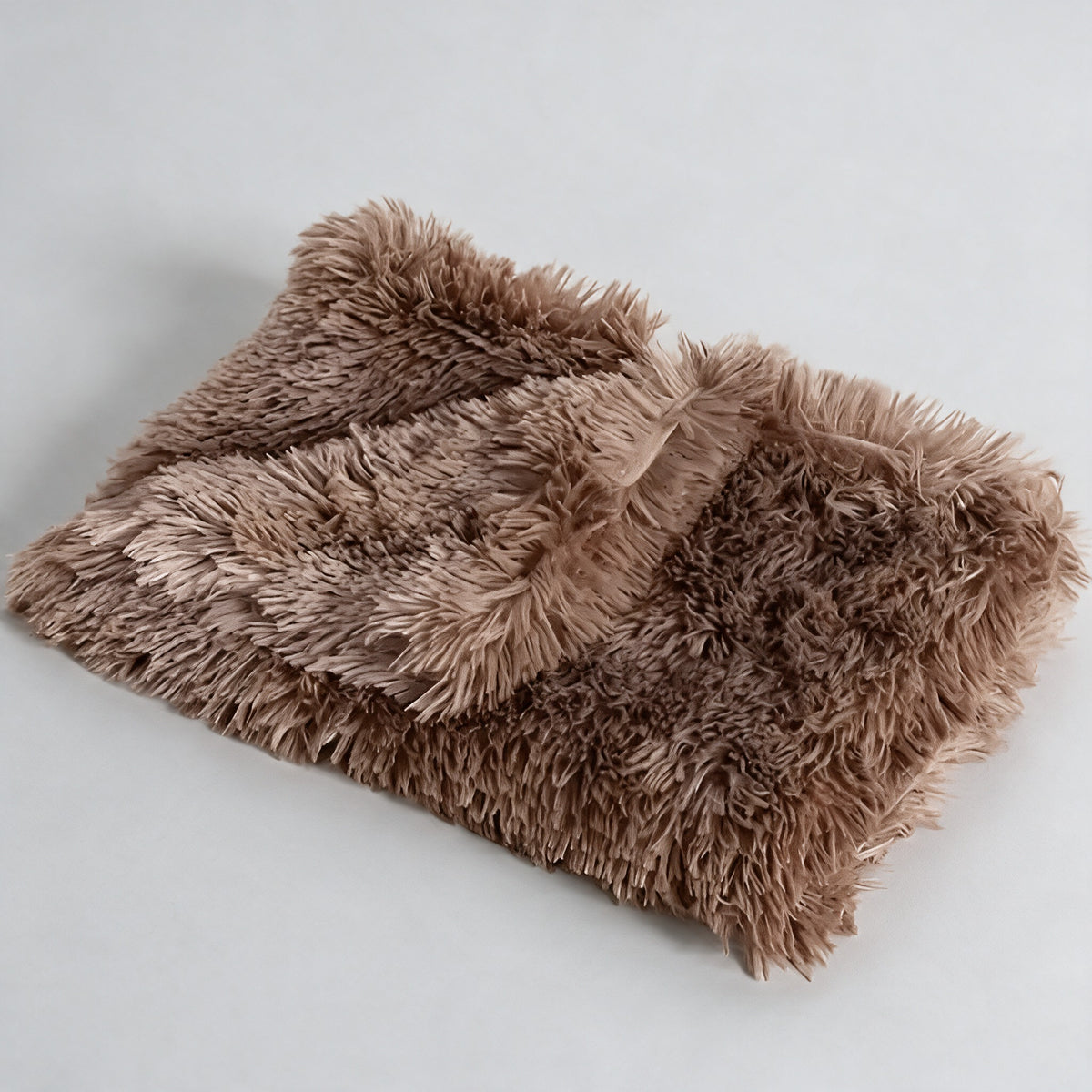 Fluffy Pet Blanket – Long-Pile Faux Fur Throw for Dogs & Cats, Four Sizes - image 4
